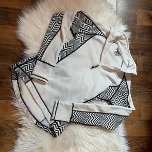 Avalanche Workout Quarter Zip